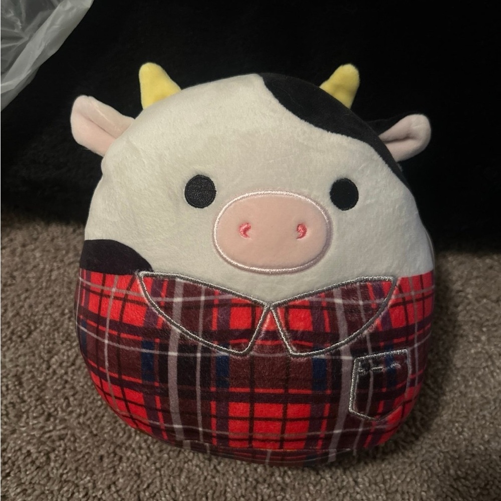 Connor the cow squishmallow 7.5”